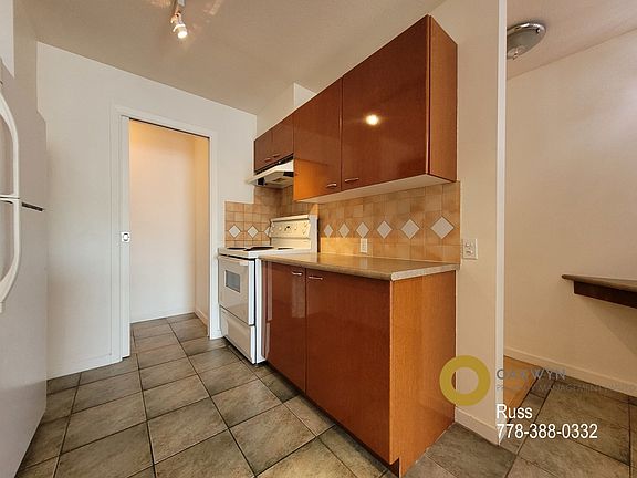 5th image of 1011 W King Edward Ave #310