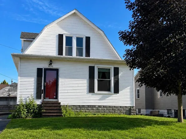 631 E 5th St, Delphos, OH 45833