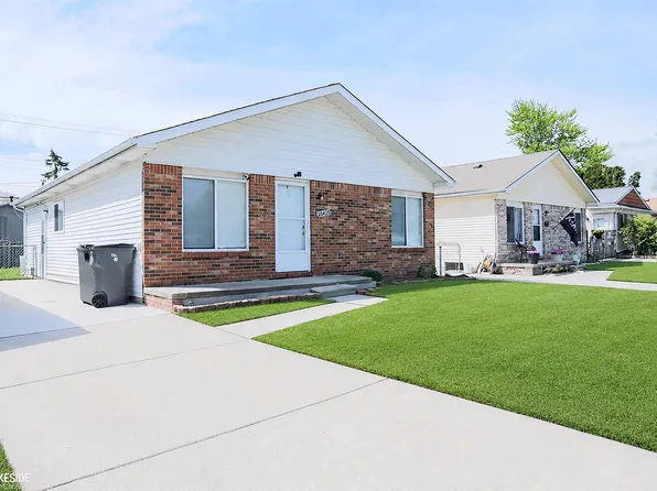 20432 Nicke St, Clinton Township, MI 48035