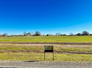 5 S Cypress Ct, Derby, KS 67037