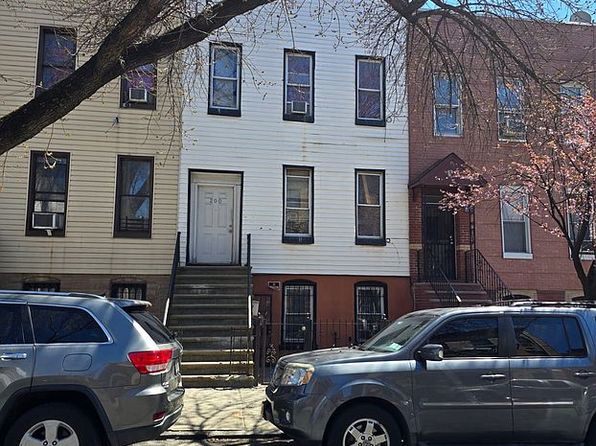 200 Eldert St
