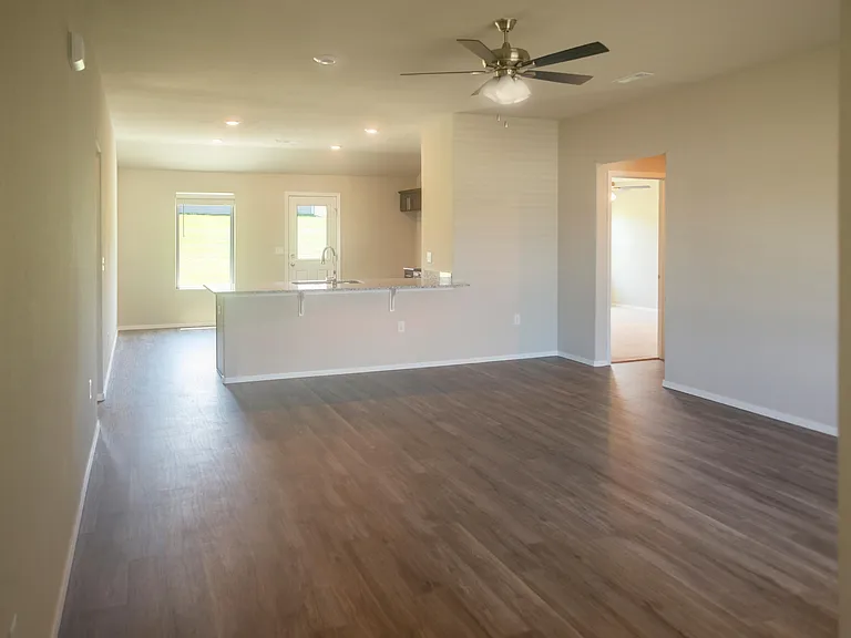 2987 W McLaren Dr — Photo 4