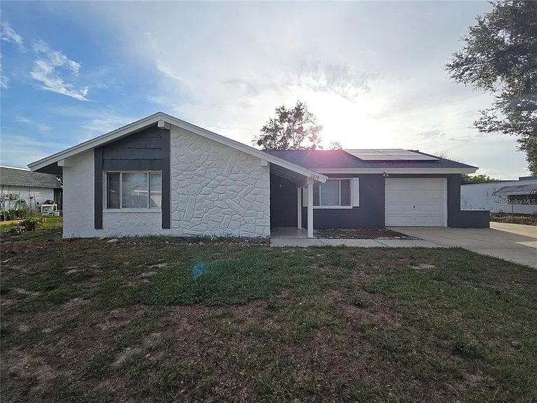 3619 Springfield Dr — Photo 1