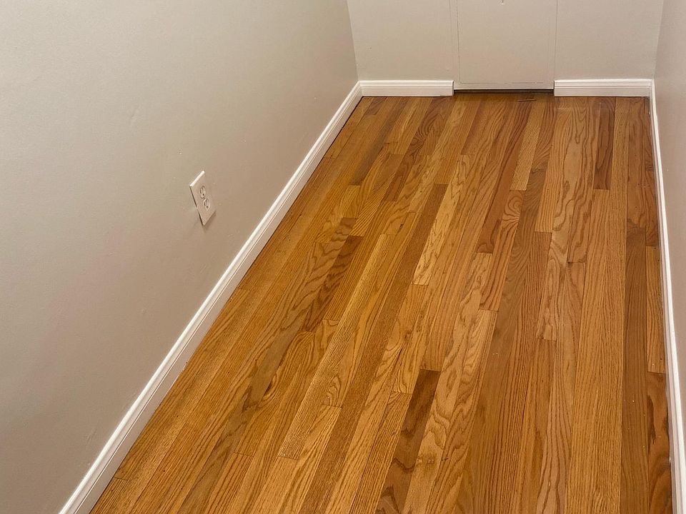 Bonus room/office.