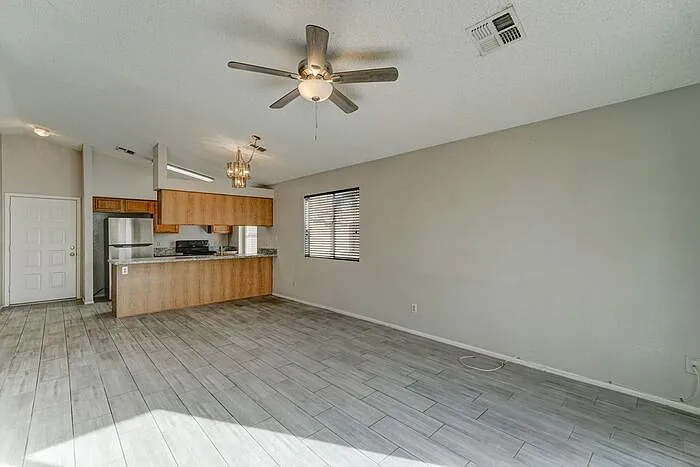 7040 W Olive Ave #12 — Photo 7