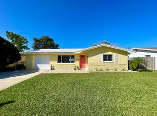 2004 Jefferson Ave, Dunedin, FL 34698