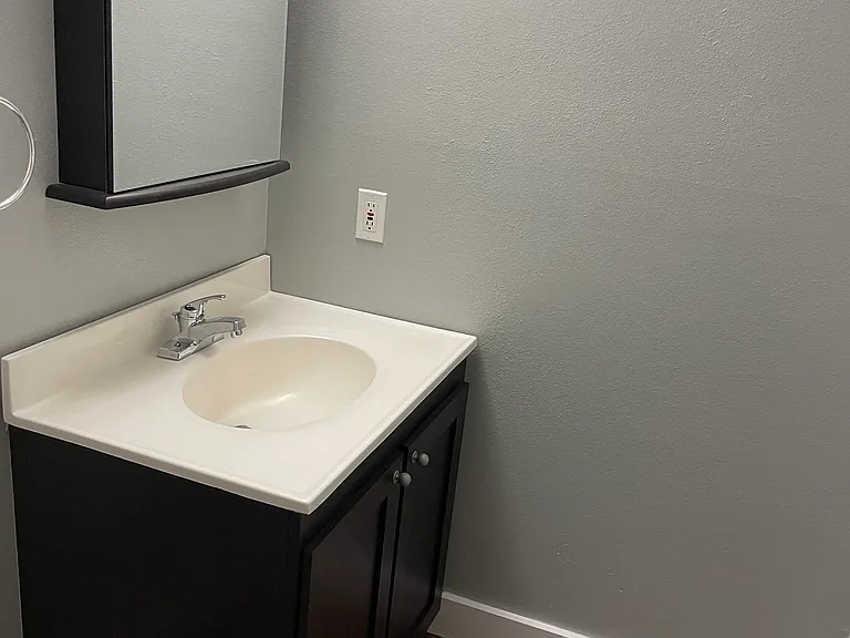 8813 SW 53rd Ave — Photo 9