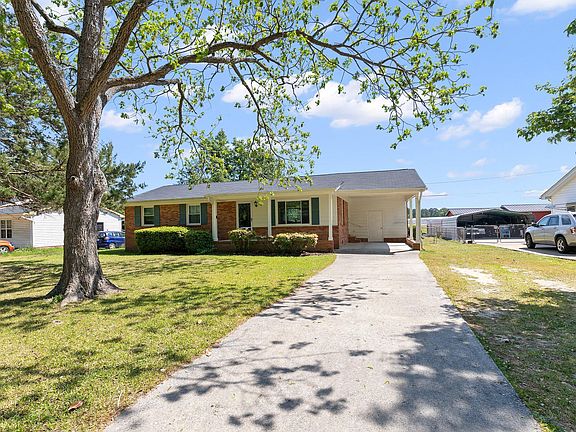 3rd image of 2103 Michael Ln