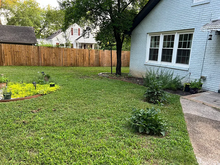 711 Idlewild Dr — Photo 37