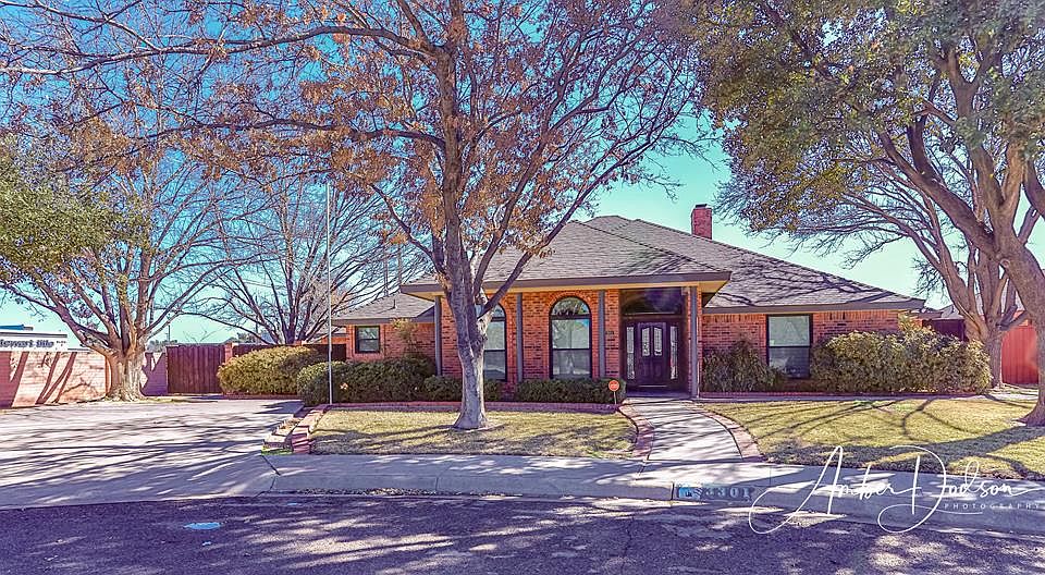 1st image of 3301 Woodhaven Dr