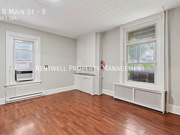 5th image of 6 N Main St APT 8