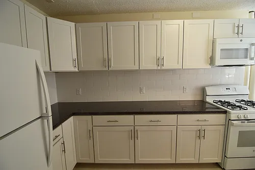 5 Barrows St #4 Photo 1