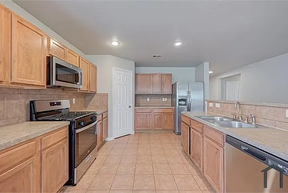 7722 Shavano Ln — Photo 18