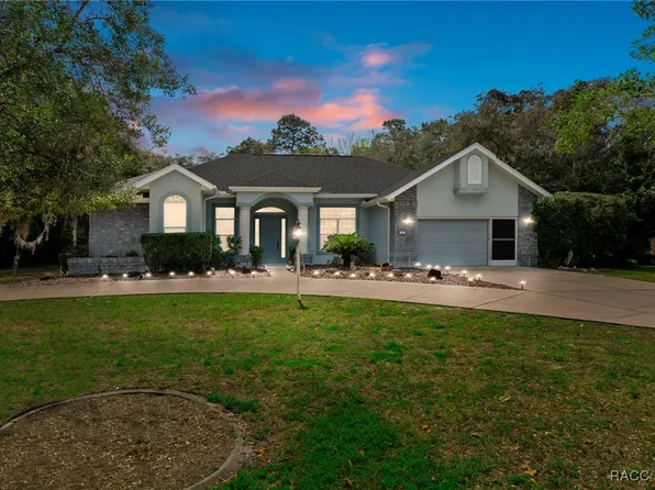 1 Plum Ct, Homosassa, FL 34446