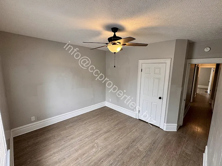 904 Oakwood Ave — Photo 13