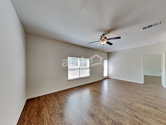 5th image of 4505 Shy Creek Row