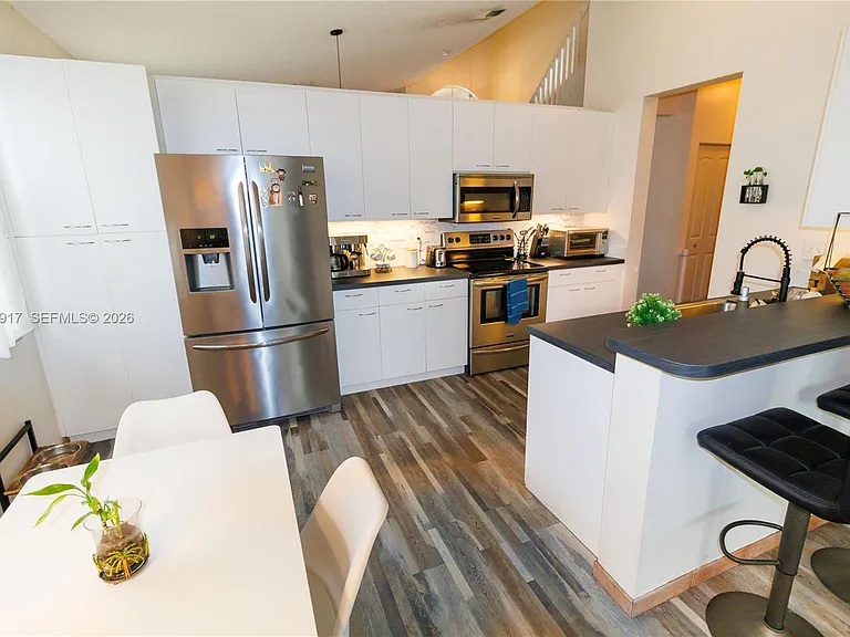 251 NW 151st Ave — Photo 9