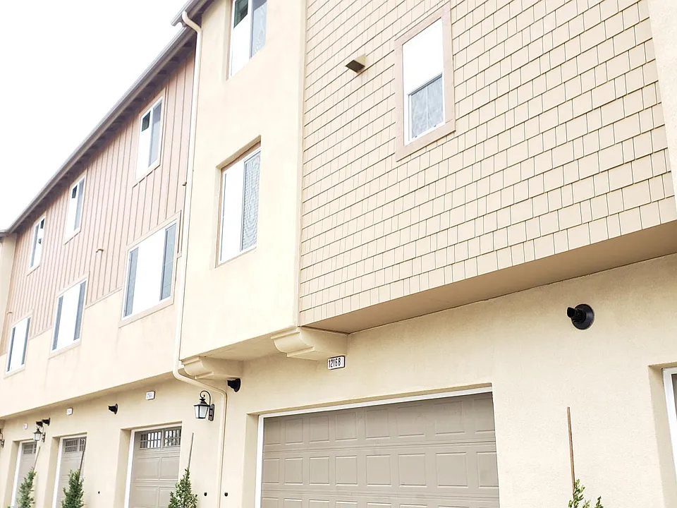 12168 Evening Star Dr