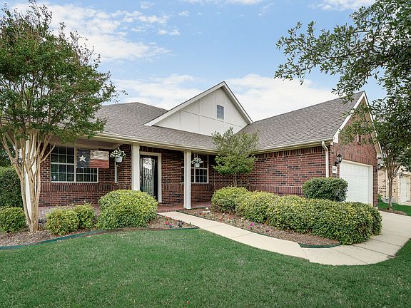 3rd image of 3907 Calloway Dr