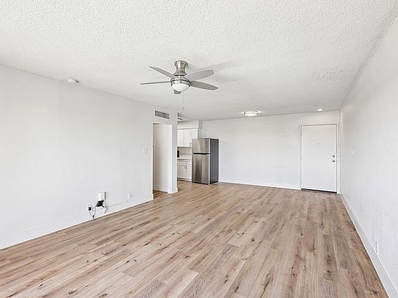 3rd image of 525 E Saint Louis Ave #0c6ad5c50