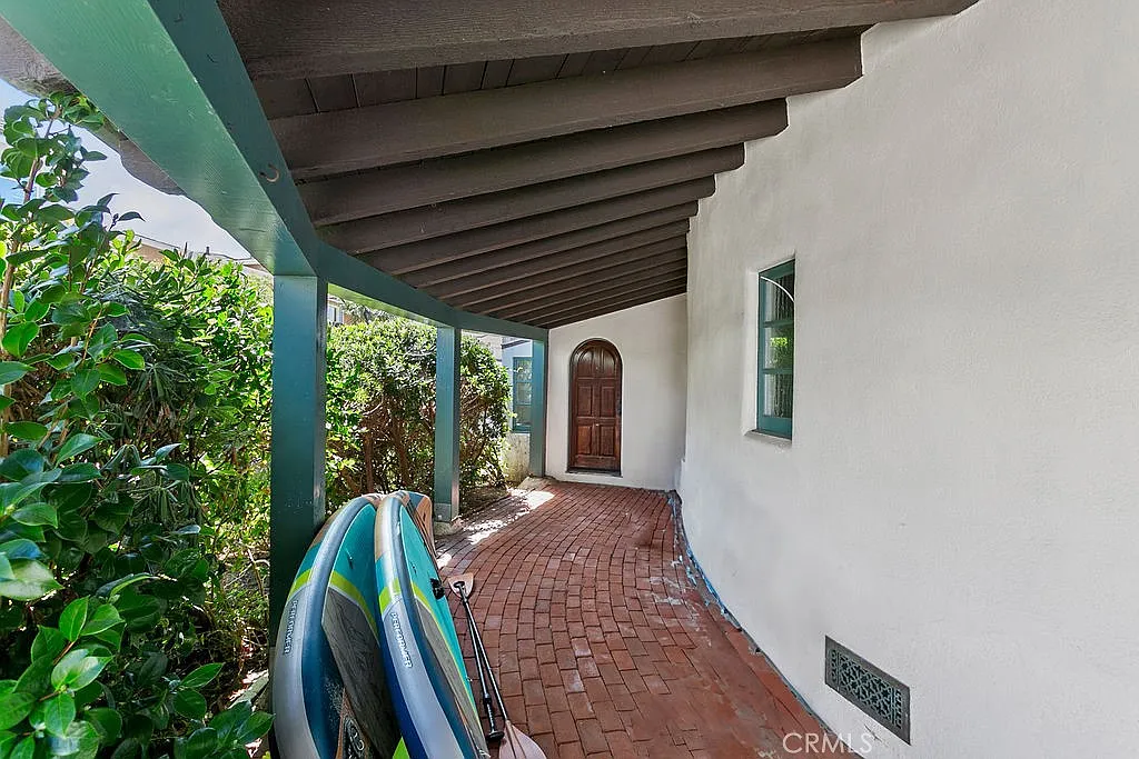4 bed, 3.5 bath, 2528 sqft, $15,000 — Photo 3