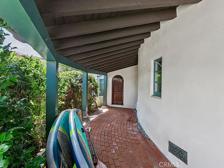 52 Emerald Bay — Photo 3