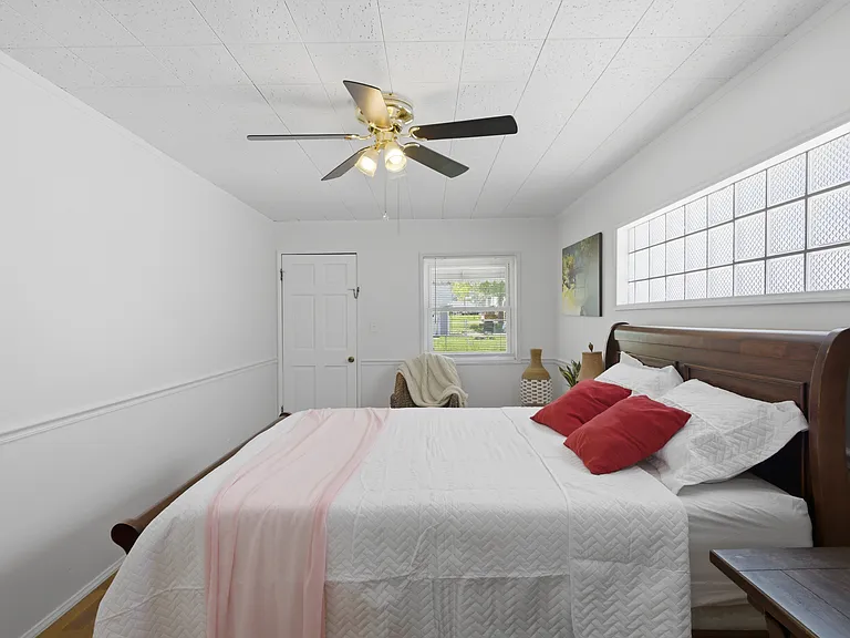Timothy Ln — Photo 18
