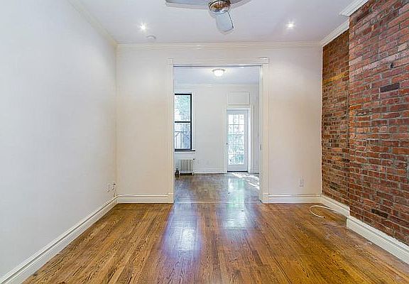 3rd image of 248 Mott St APT 12