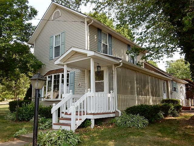 1st image of 206 Middle St