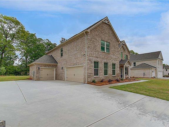 3rd image of 170 Haverling Pass