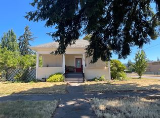 389 Grove St, Lebanon, OR 97355