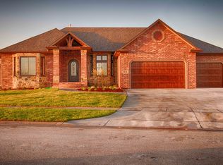 3315 Crystal Beach, Wichita, KS 67204