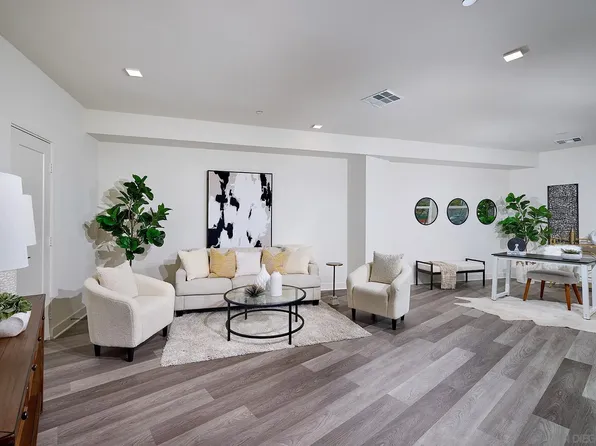 2430 Community Ln #31, San Diego, CA 92108