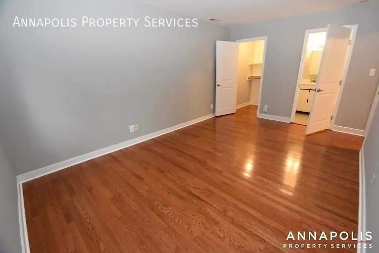 302 Hilltop Ln #C — Photo 12