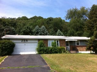 69 Mooney Rd, Plymouth, PA 18651