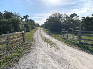 Gray Wolf Ave, Sebring, FL 33870