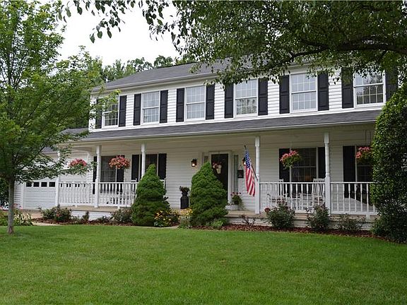 2nd image of 109 Briarwood Ct