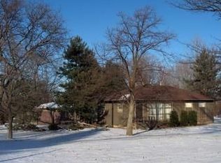 18022 Shurmer Rd, Strongsville, OH 44136