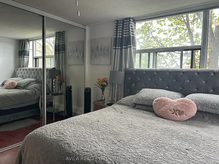 2900 Battleford Rd #210 — Photo 17