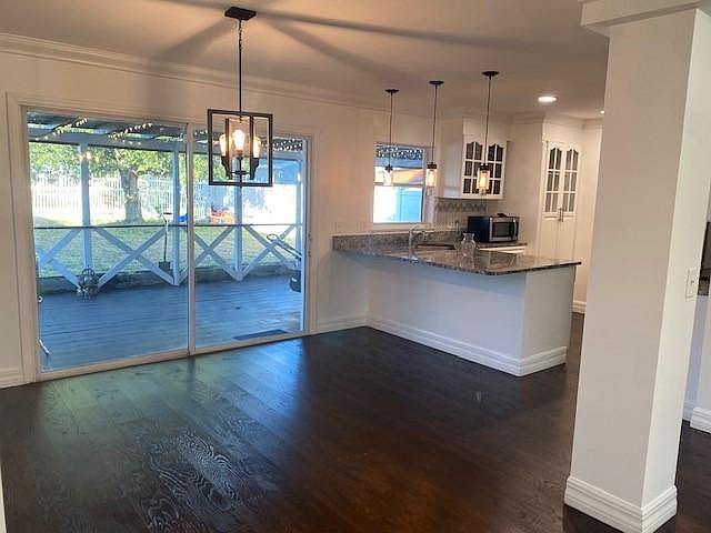 1st image of 1313 Carey Glen Cir