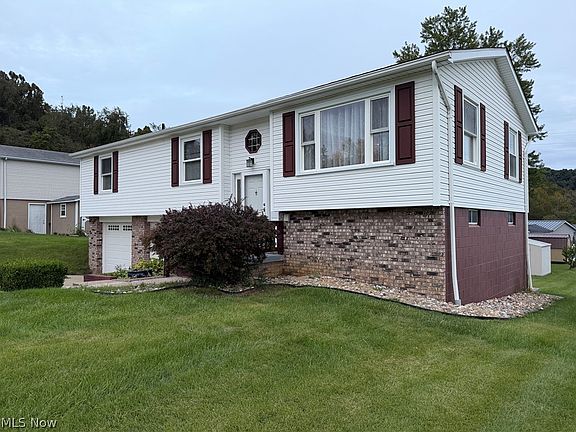 2nd image of 64791 Patterson Hill Rd