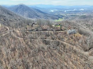 2 High Meadows Dr, Hayesville, NC 28904