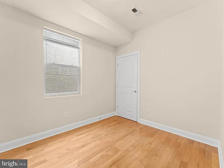 1813 N 18th St #2 — Photo 4