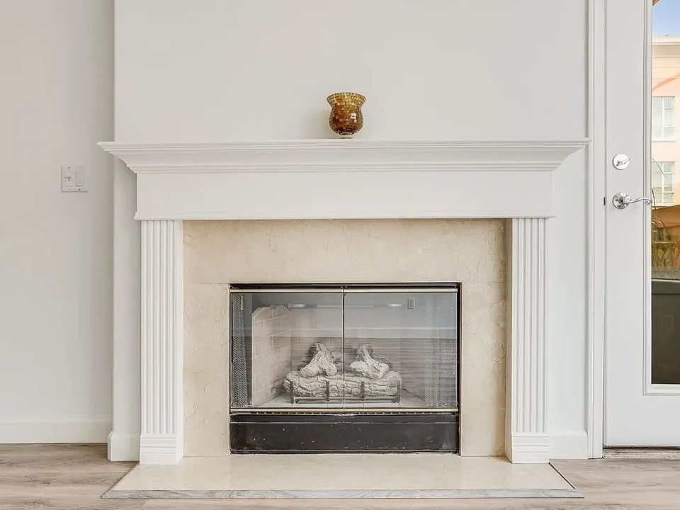 Fireplace in livingroom