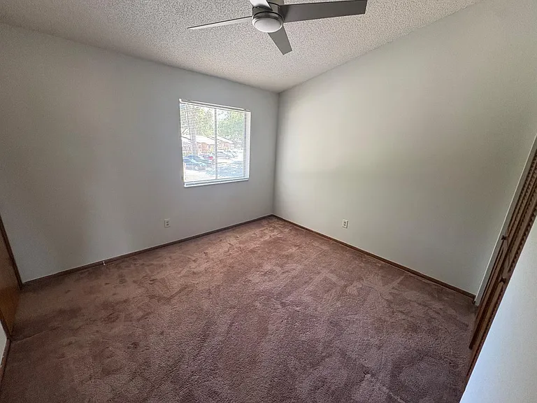 1838 Foxhall Cir — Photo 11