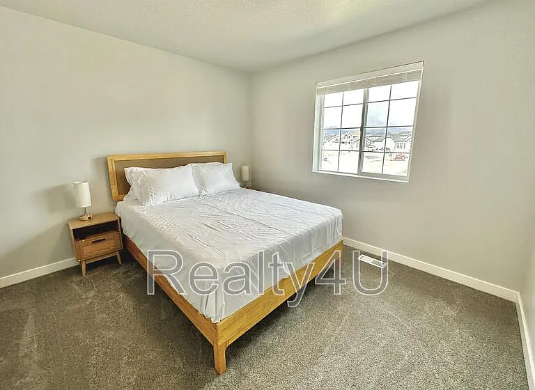 1415 N 3500 W — Photo 16