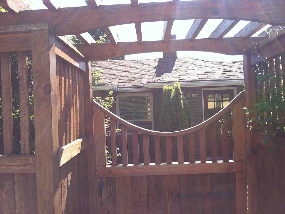 2nd image of 8810 15th Ave NE