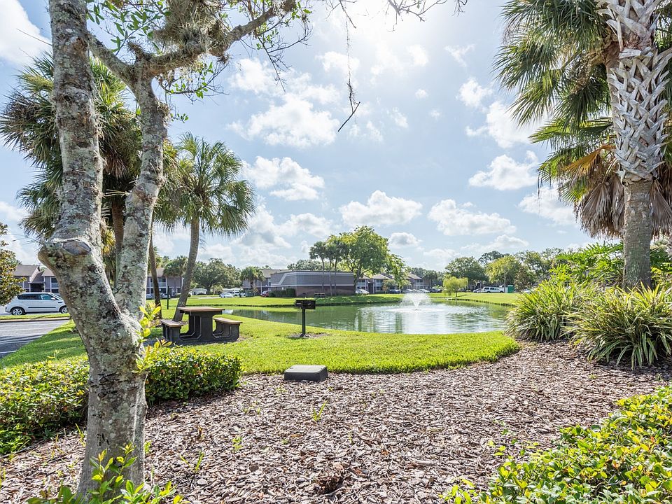 Take a breather or enjoy a BBQ by the lake.