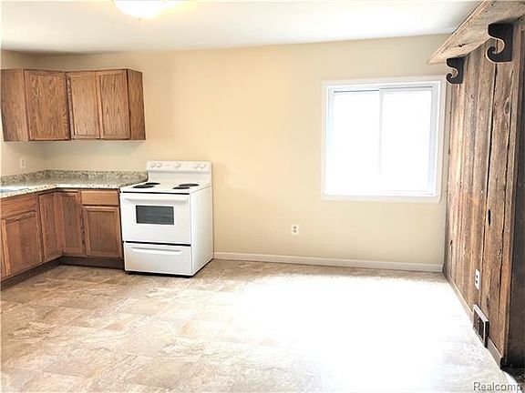 5th image of 4921 Georgia Dr