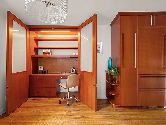 5th image of 50 Avenue A APT 5D